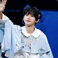 Trương Dịch Nhiên _N