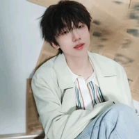 Nhiếp Vĩ Thần _V