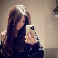 Nhật Vy [ cô ]