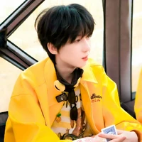 YangBoWen (em)