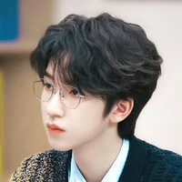 Hạ tuấn lâm