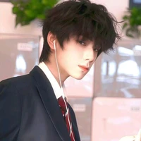 Vương Lỗ Kiệt_Hắn