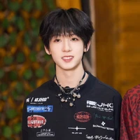 Dương Bác Văn_Hắn