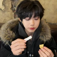 trần dịch hằng /em/