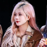 Trịnh Đan Ny - Nàng