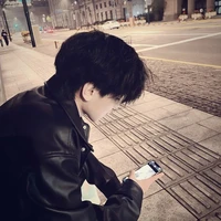 •  Hắc Tiểu Bạch. •