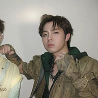 Nguyễn Xuân Bách -18 tuổi