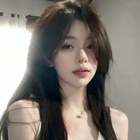 lớp trưởng  Tố Uyên