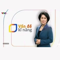 bà gvcn(chơi free fire còn hơn dạy học)