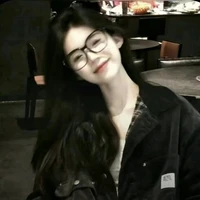 Thẩm Vy Vy
