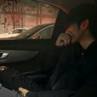 Thẩm Anh Sơn - bố cô