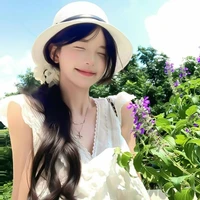 Hồ Ái Vy (bạn thân nữ9-18t)