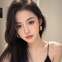 Bà Lệ (mẹ nữ9)