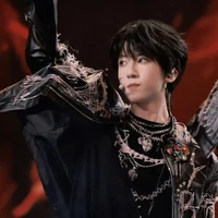 Dương Bác Văn-hắn