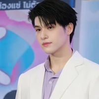 Wongravee Nateetorn_Gia Bách