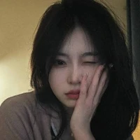 Triệu Gia Hà ( bạn thân cô )