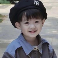 Trần Hoàng Anh Huy(em)