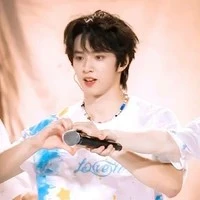 Lưu Diệu Văn( K)
