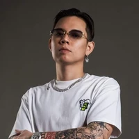 Bùi Thế Anh•andree right hand