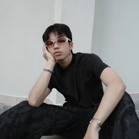 Thế Vĩ_lezii