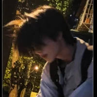 Tiêu Hoàng Khải (cậu)