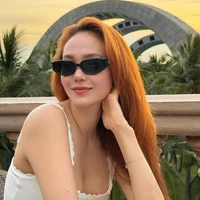 Minh Hằng - @minhhang2206