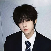 Vương Lỗ Kiệt_hắn_