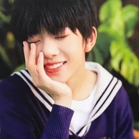 Trương Hàm Thụy_Y