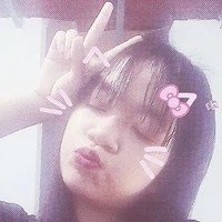 con tác giả xấu xí