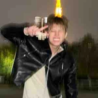 I know I’m handsome 😏