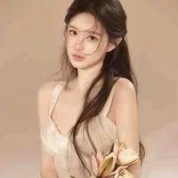 Nguyễn Mai Ngân-chij họ+bạn em"19