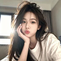 Lâm Hạ Tuyết ( bạn thân cô )