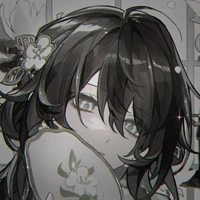 Phan Mã Nhi ( em top)