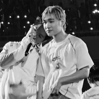 con t/g nhạt nhất