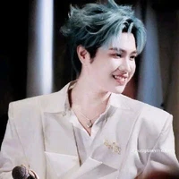 Hoàng Đức Duy ( Captain )