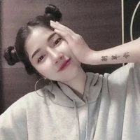 Lyhan 8 tuổi