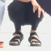 Hầu gái hôi chim