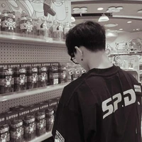 Nguyễn Ngọc Quý - Thủy Trụ