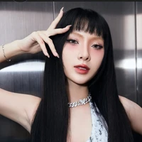 Vũ Thị Ngân Mỹ(chị)