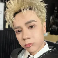 Lê Quang Hùng/Phone