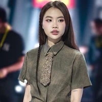 phương mĩ chi - pmc