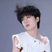 Dương Bác Văn ( em )