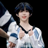 Trần Dịch hHằng ( em)