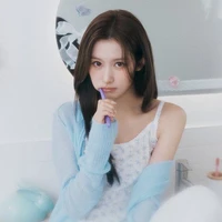 Minatozaki Sana