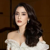 Mẹ nữ chính