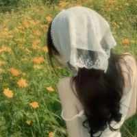 Nguyễn Thị Kim Ngân (má mì anh)