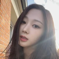 𝙂𝙞𝙨𝙚𝙡𝙡𝙚-chị
