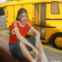 View Benyapa Jeenprasom / Y /