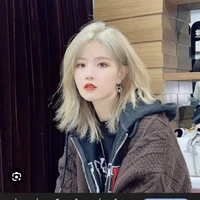 Bách Hân Dư_Bạch Bạch