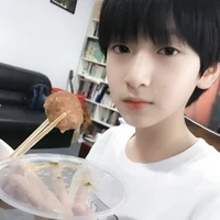 Tường nhỏ